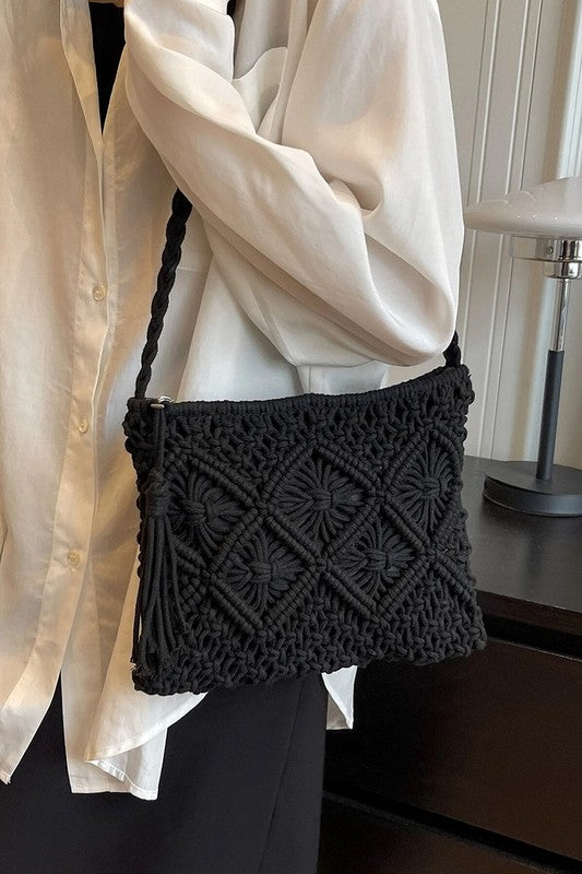 Maple Valley Woven Tassel Bag