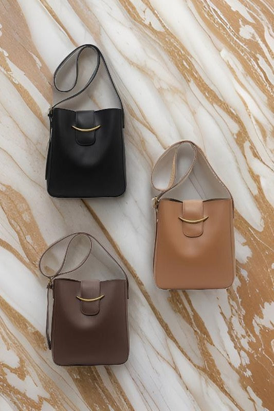 City Stride Shoulder Bag