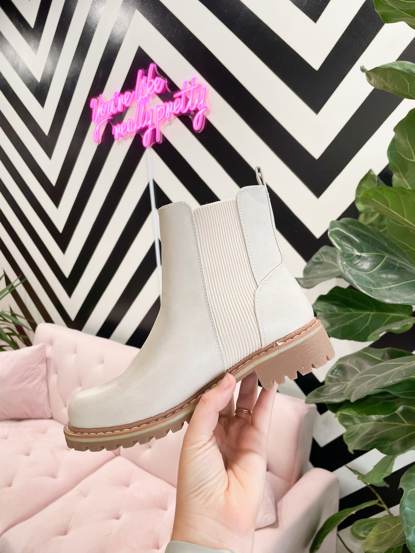 Corky Howl Boots