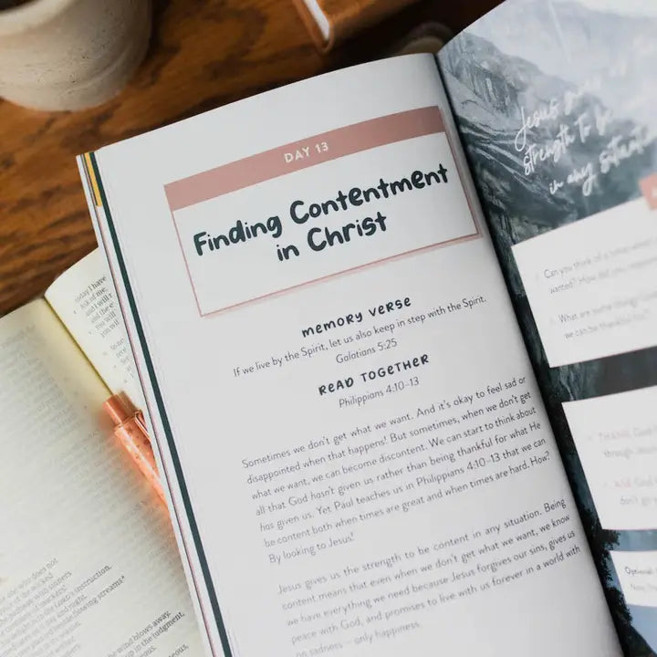 Jesus Makes Me New: Kids and Family Devotional