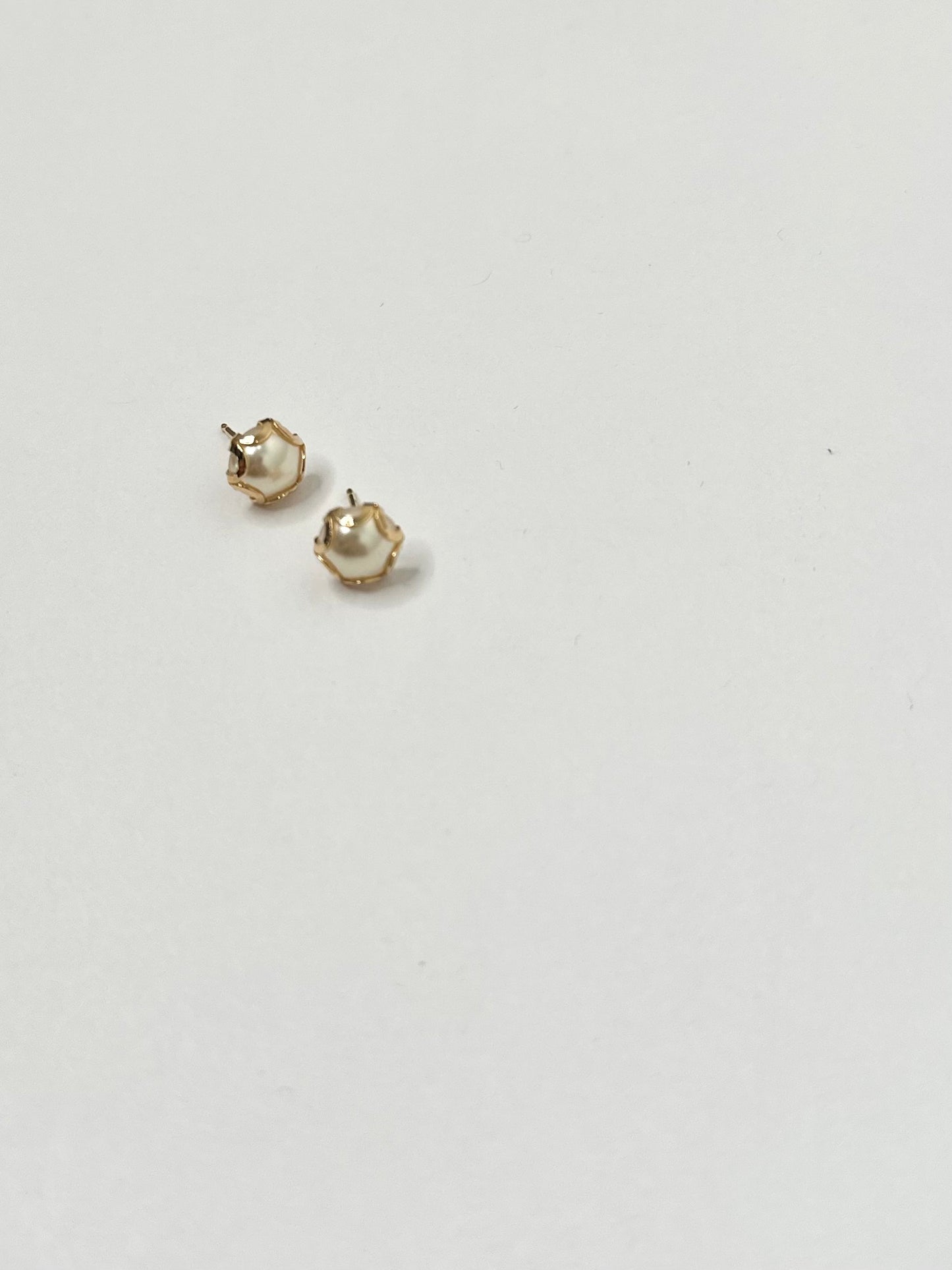Small Pearl Stud Earring