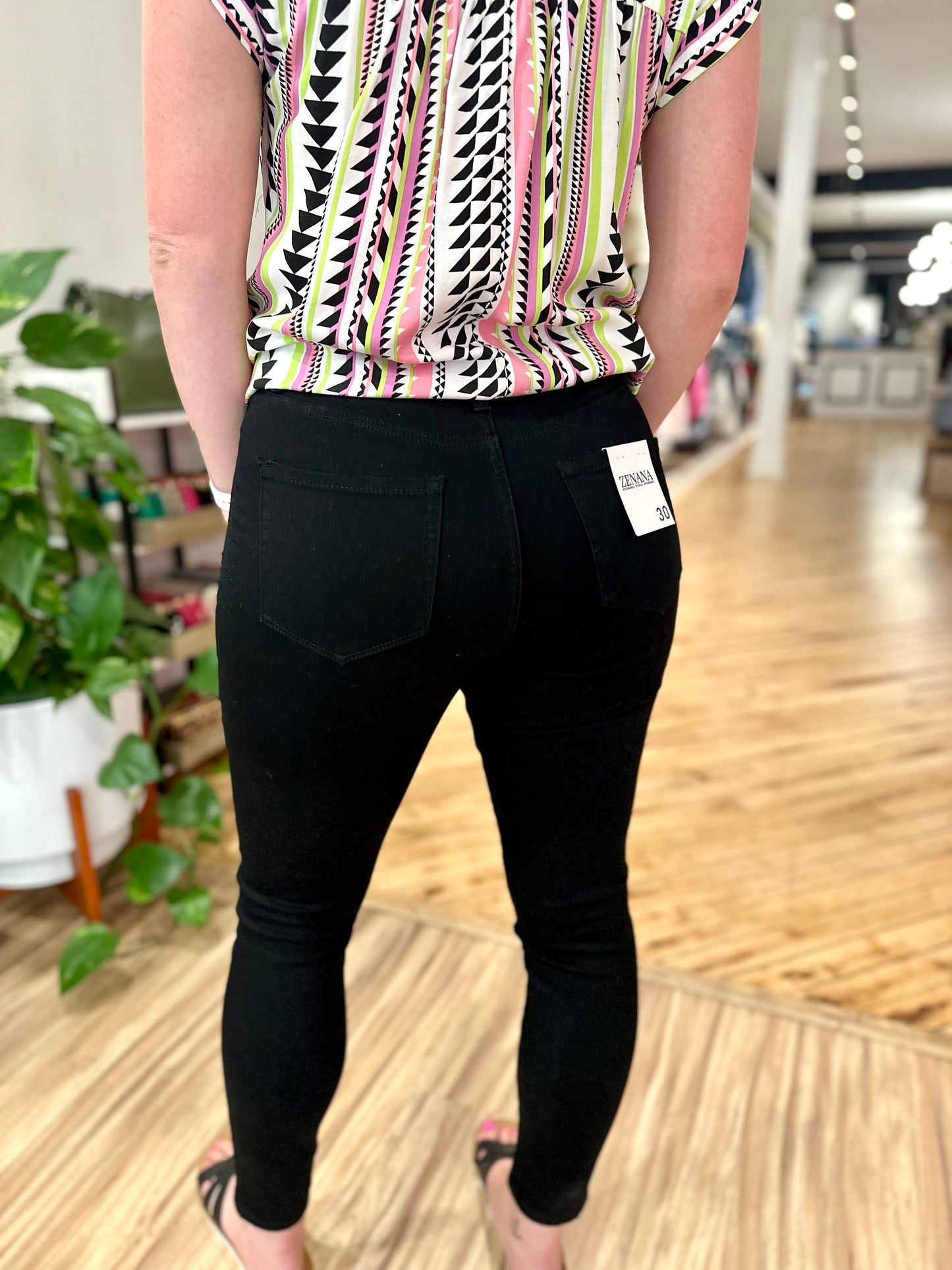 Zenana Amargosa Valley Jeans