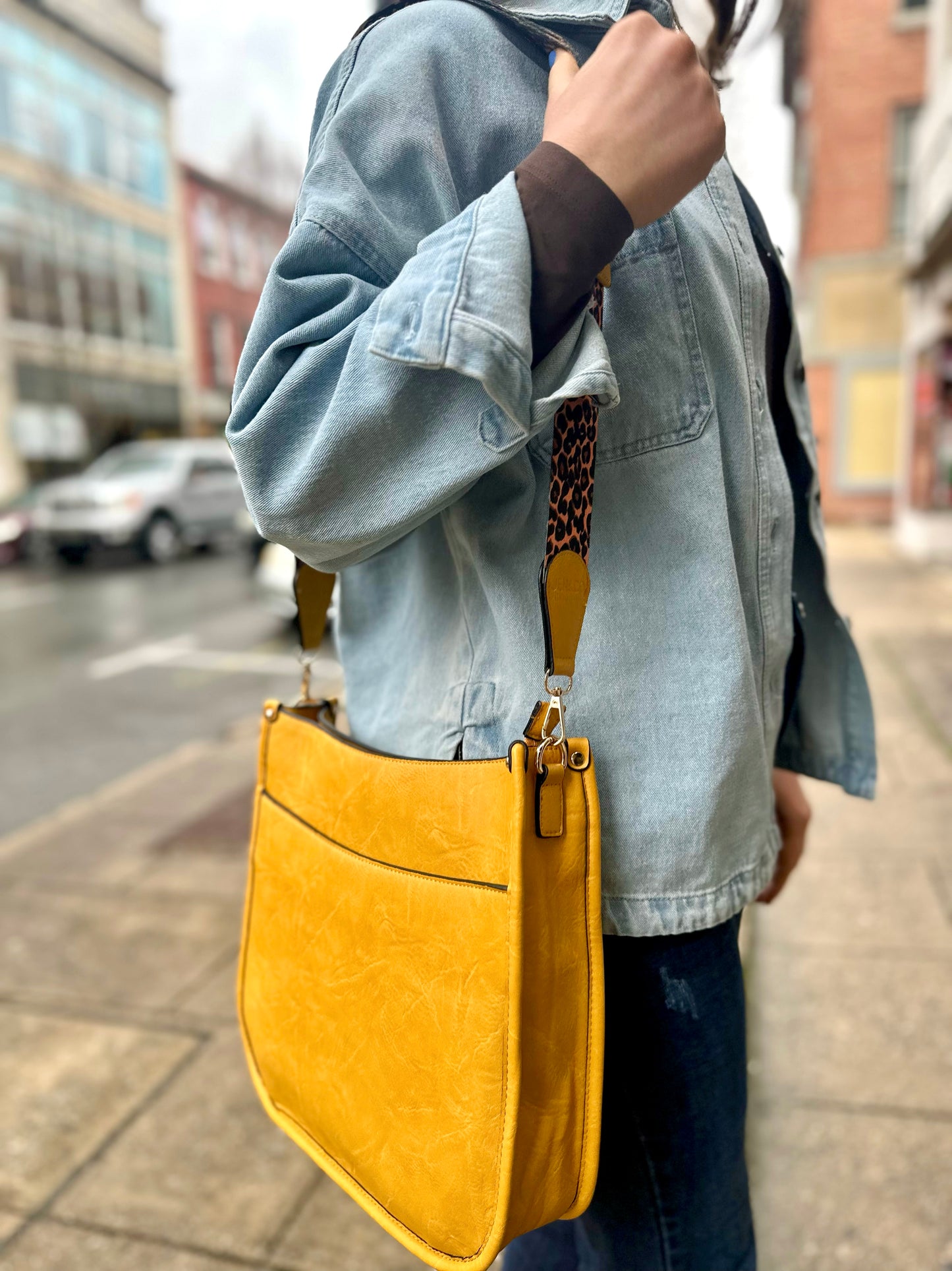 Jen and Co Chloe Crossbody Bag