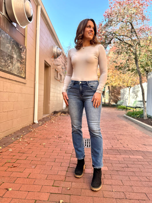 Risen Alder Mid Rise Ankle Straight Jeans