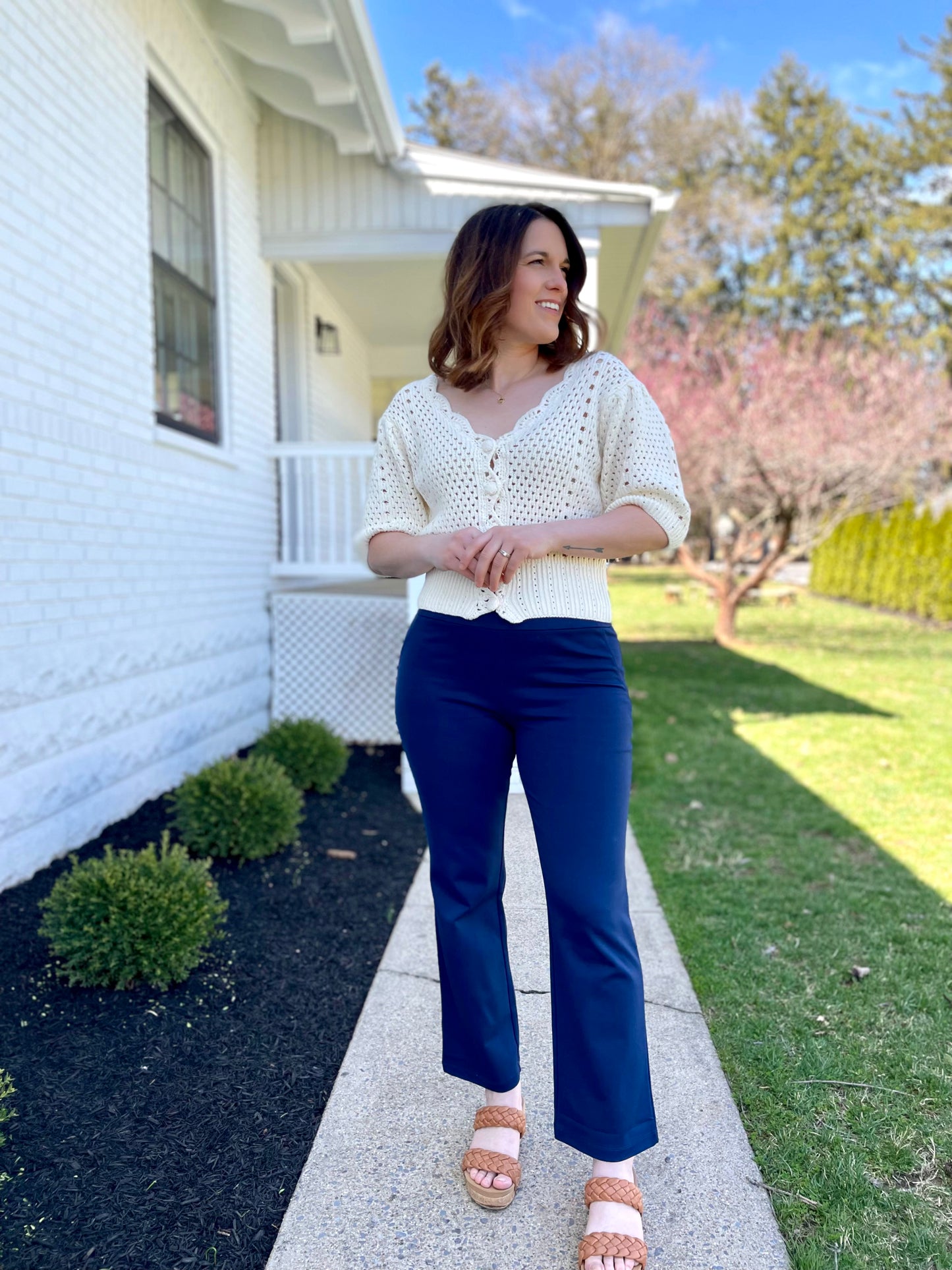 MAGIC High Waisted Slim Straight Pants