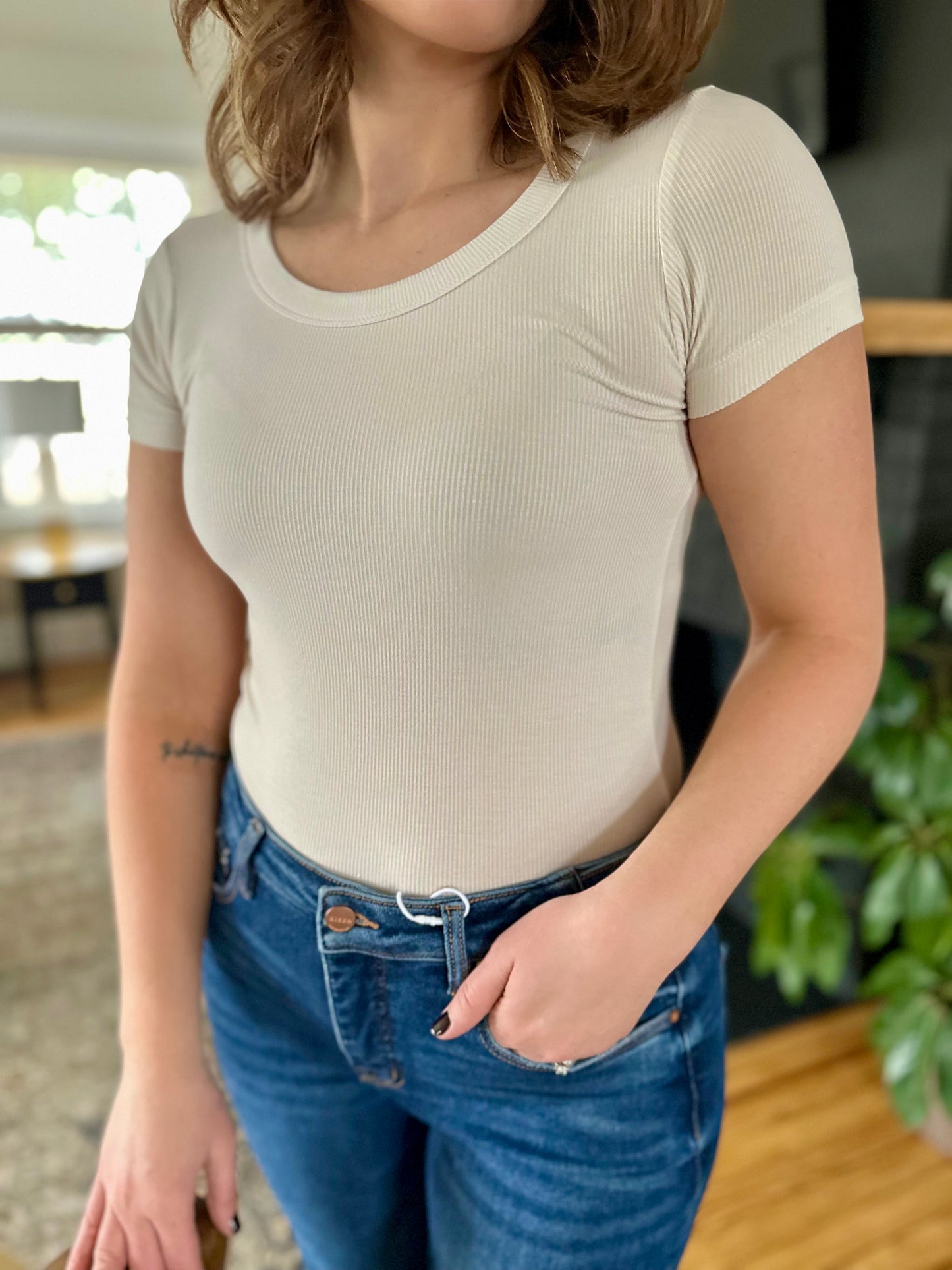 Bloomingdale Ribbed Basic Tee
