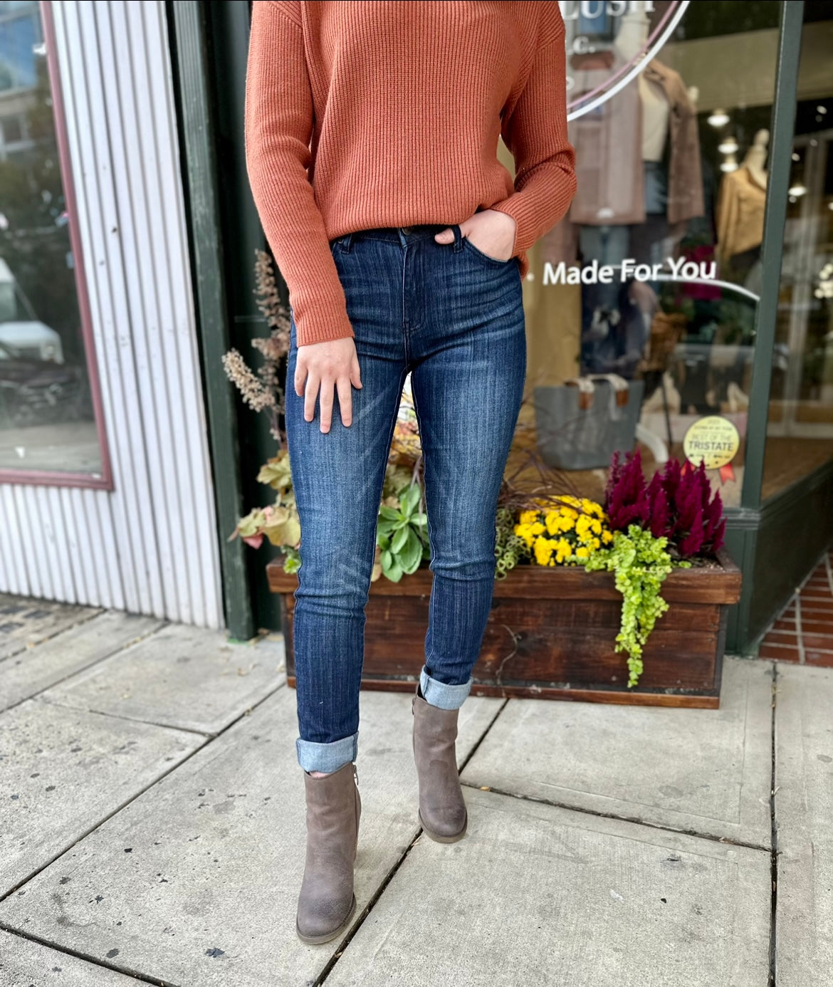 Kancan Vanessa Mid Rise Nondistress Skinny