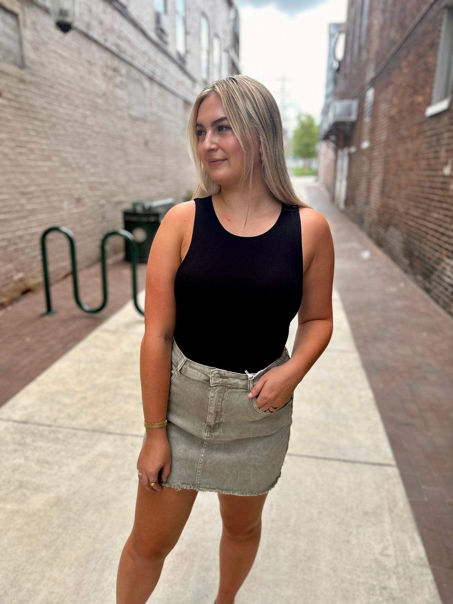 Longport Round Neck Tank Top
