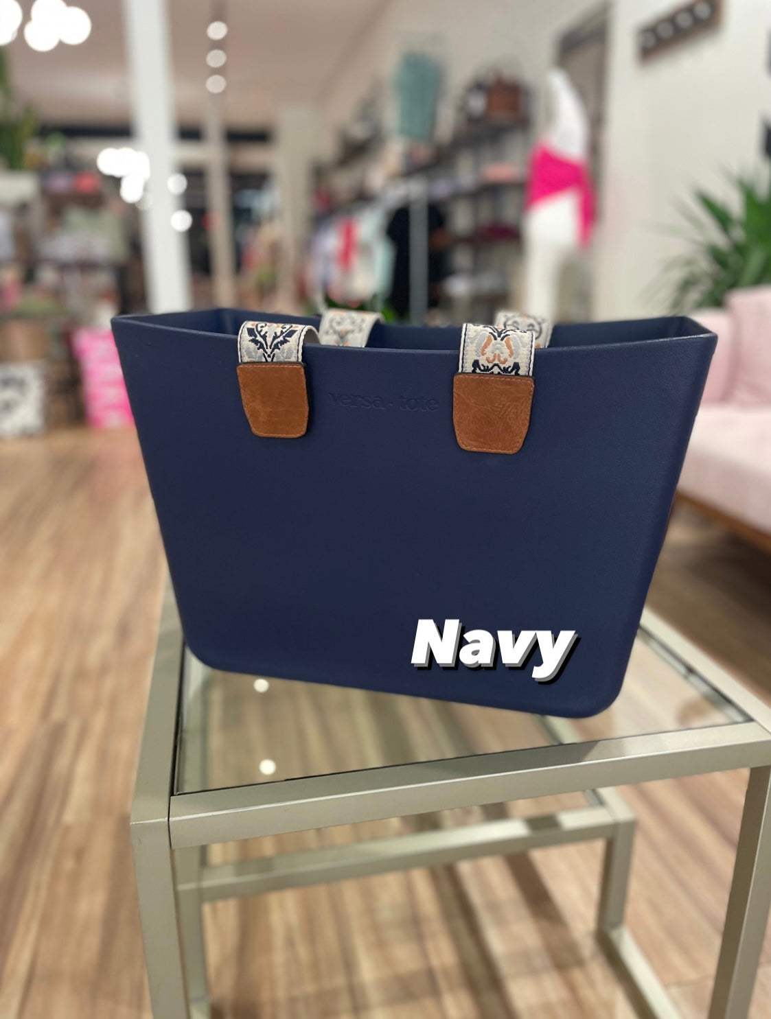 Carrie Versa Tote (Large)