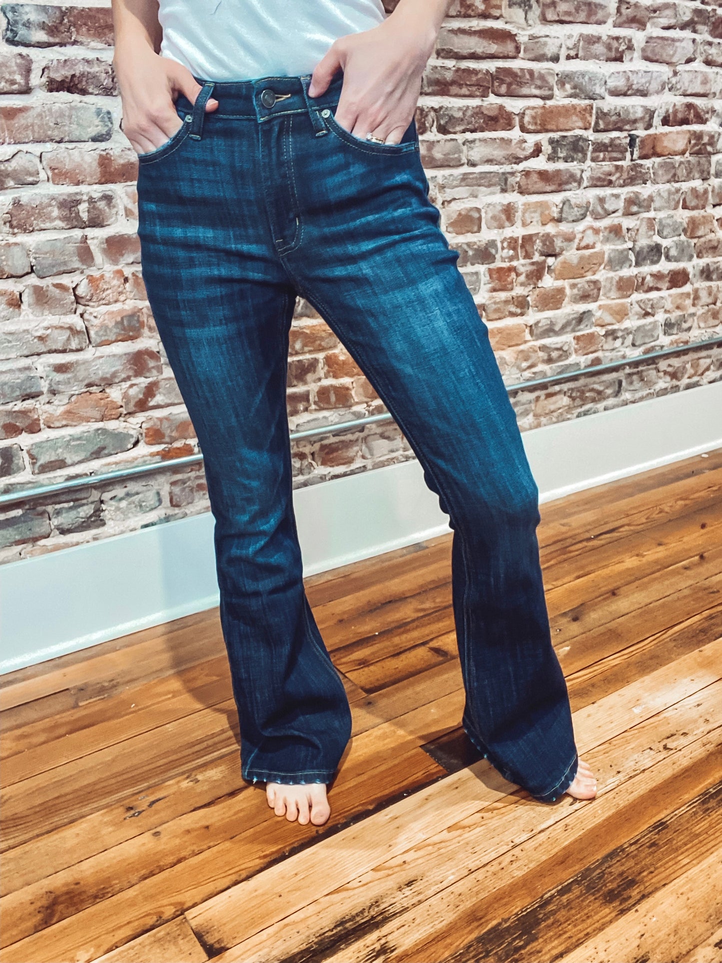 Kancan Ocala Petite Mid Rise Flare Jeans