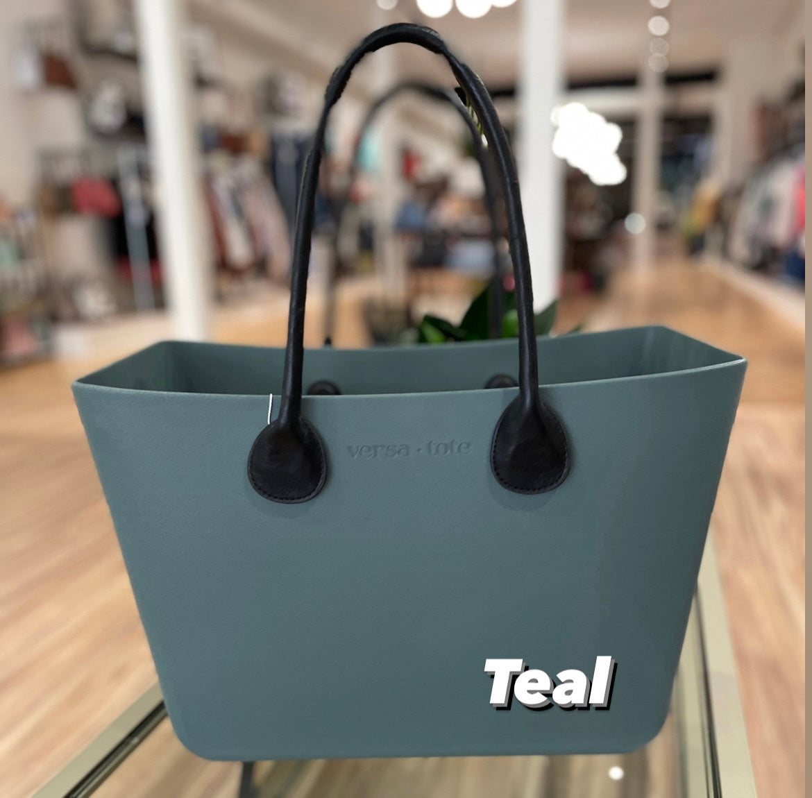 Carrie Versa Tote (Large)