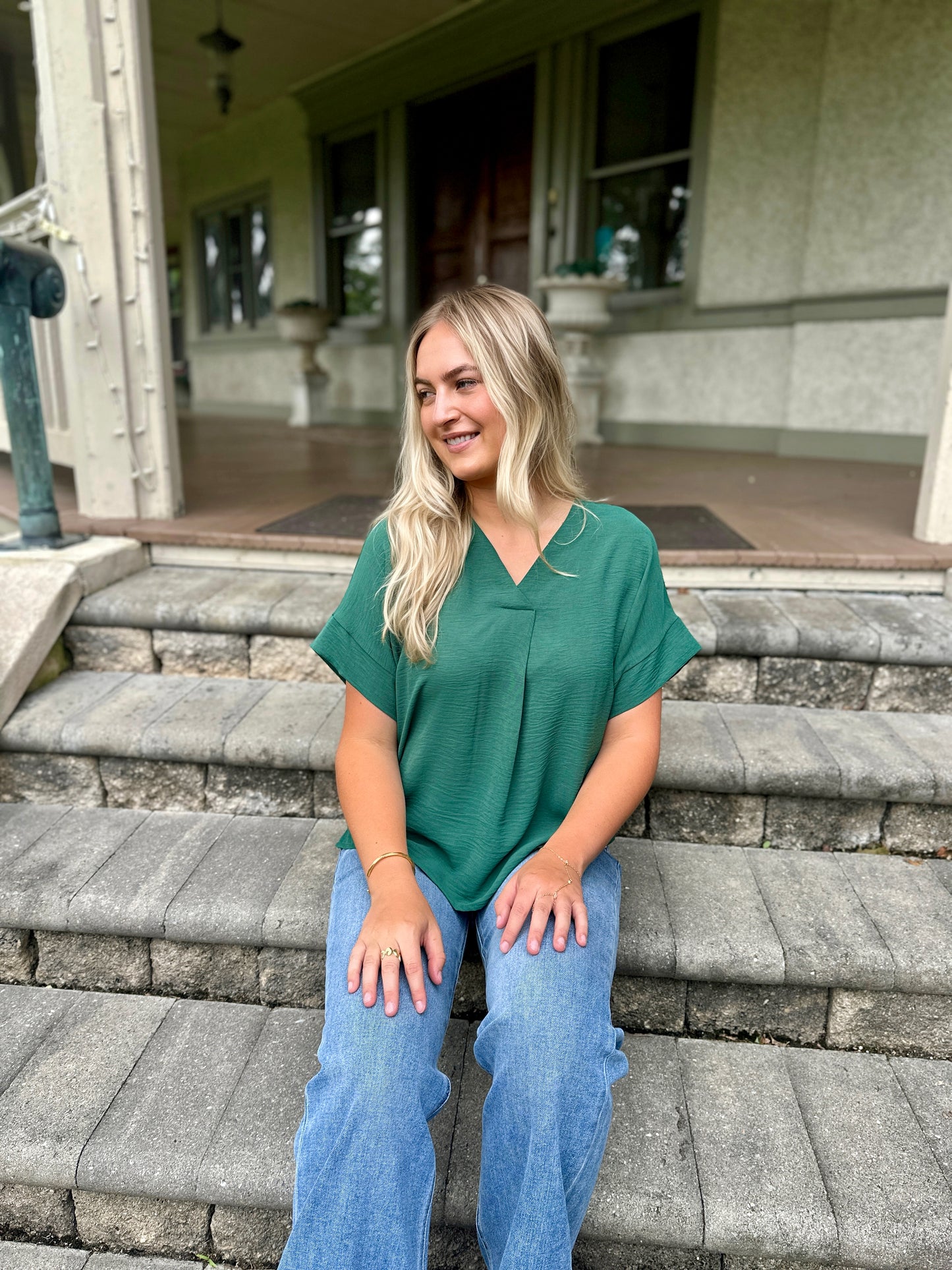 Kelso Vneck Blouse