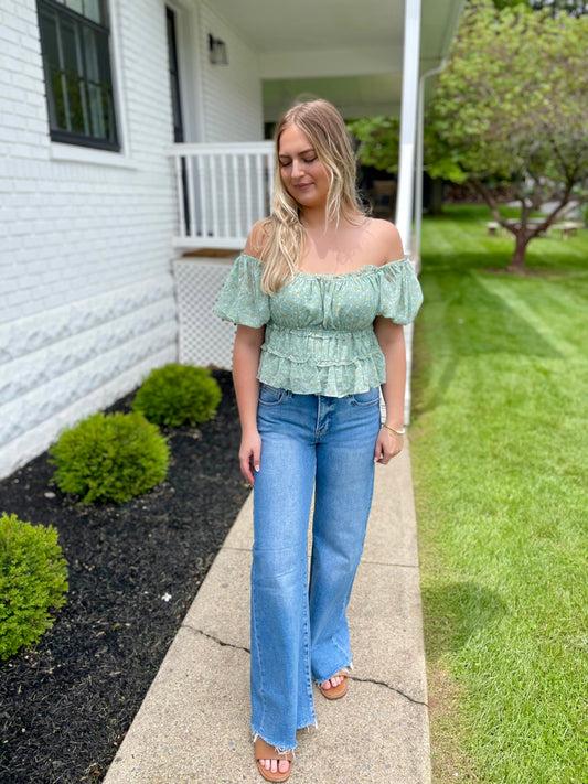 Crestwood Puff Sleeve Top