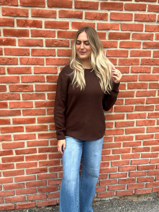 Dillon Basic Round Neck Sweater