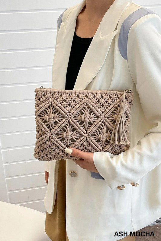 Maple Valley Woven Tassel Bag