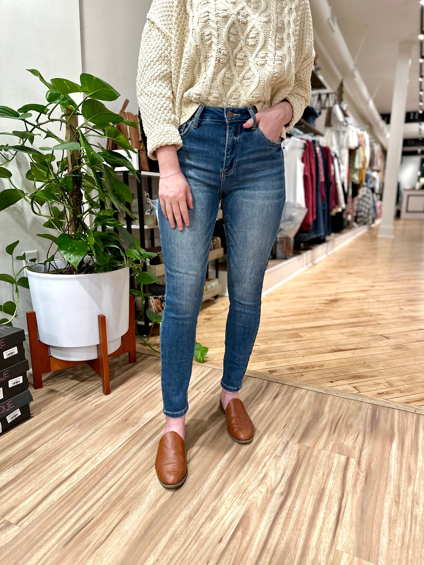 Risen Tiffany Mid Rise Non Distressed Skinny Jeans