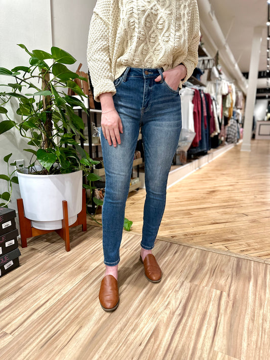 Risen Tiffany Mid Rise Non Distressed Skinny Jeans