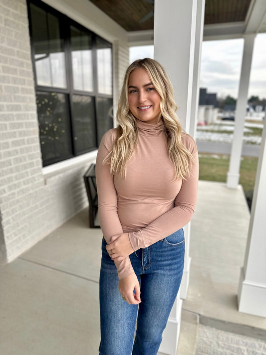 Oconto Fitted Turtleneck Top