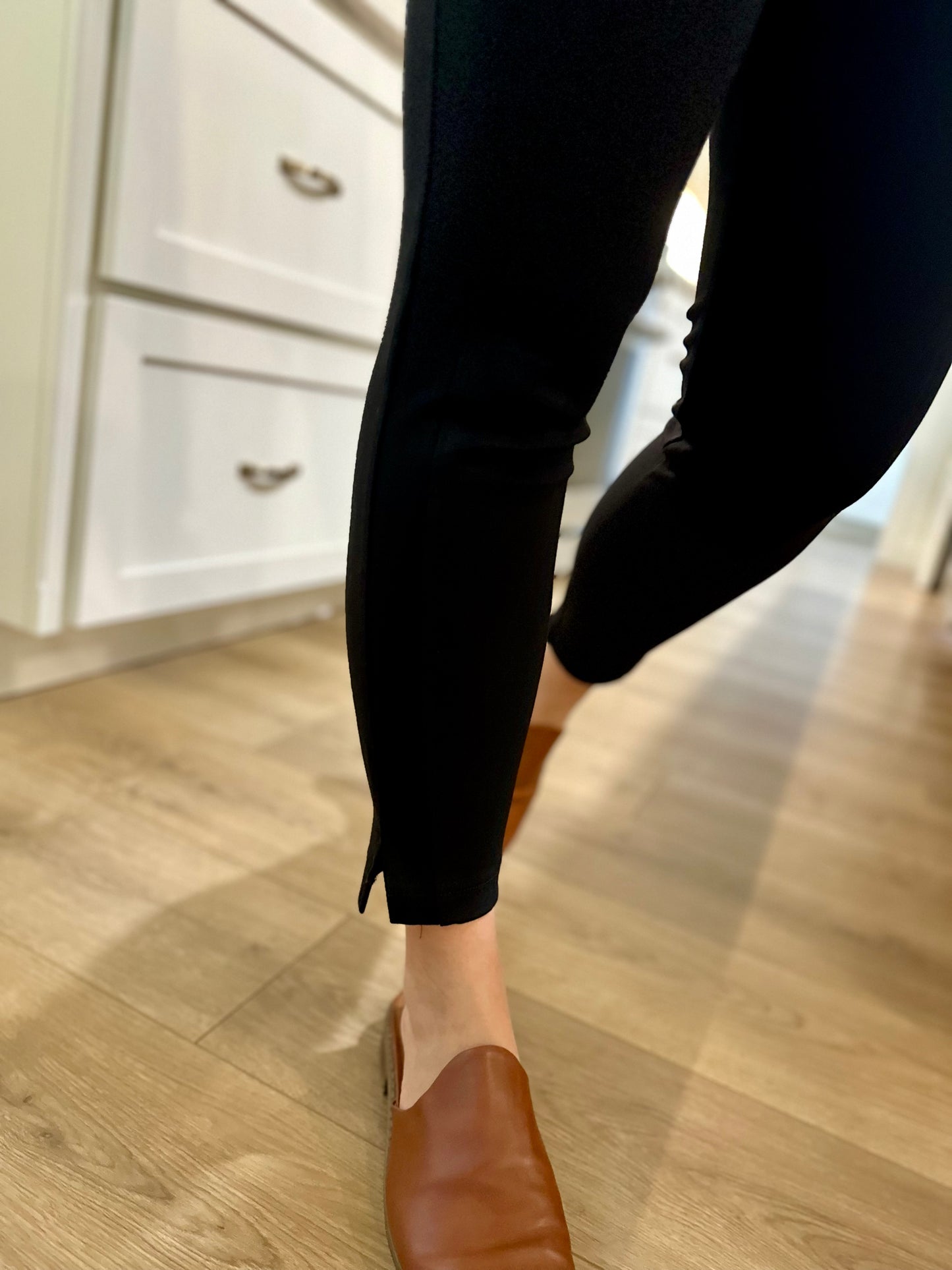 MAGIC High Waisted Skinny 26" Pant