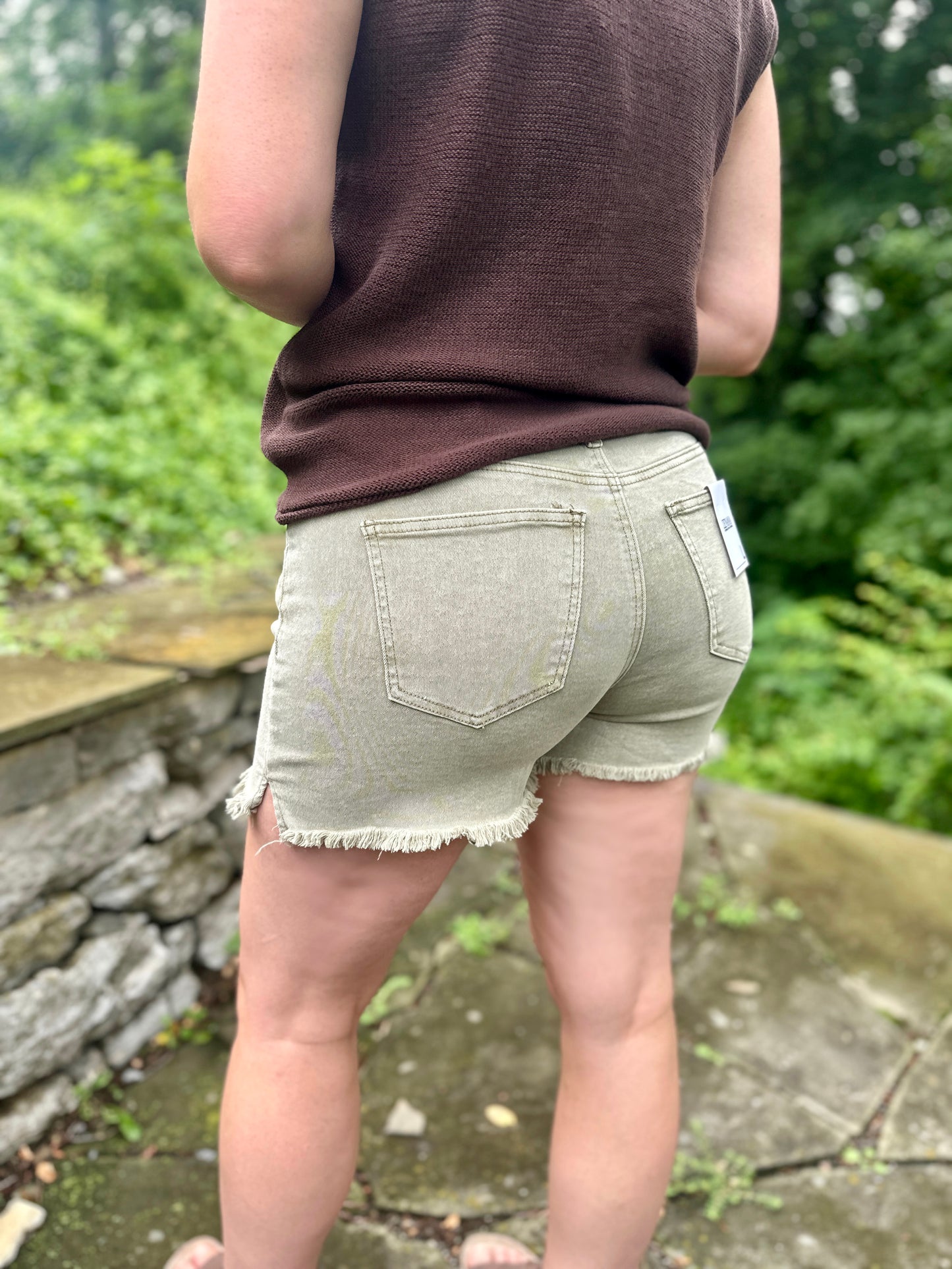 Acid Washed Frayed Hem Shorts