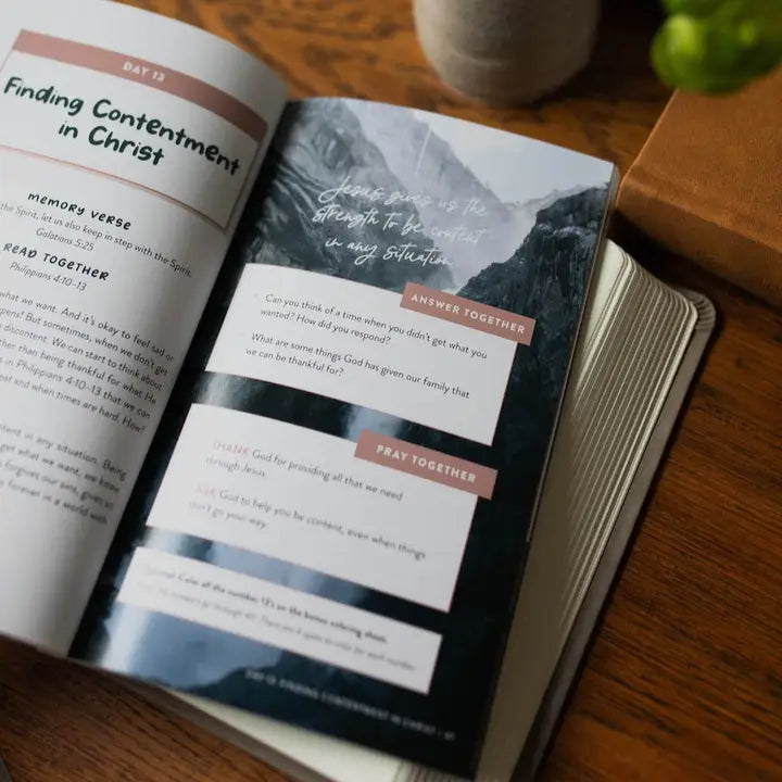 Jesus Makes Me New: Kids and Family Devotional