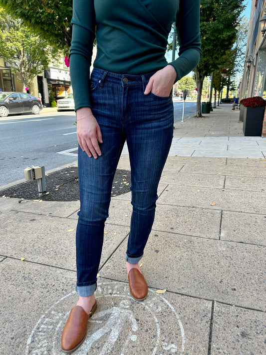 Kancan Vanessa Mid Rise Nondistress Skinny