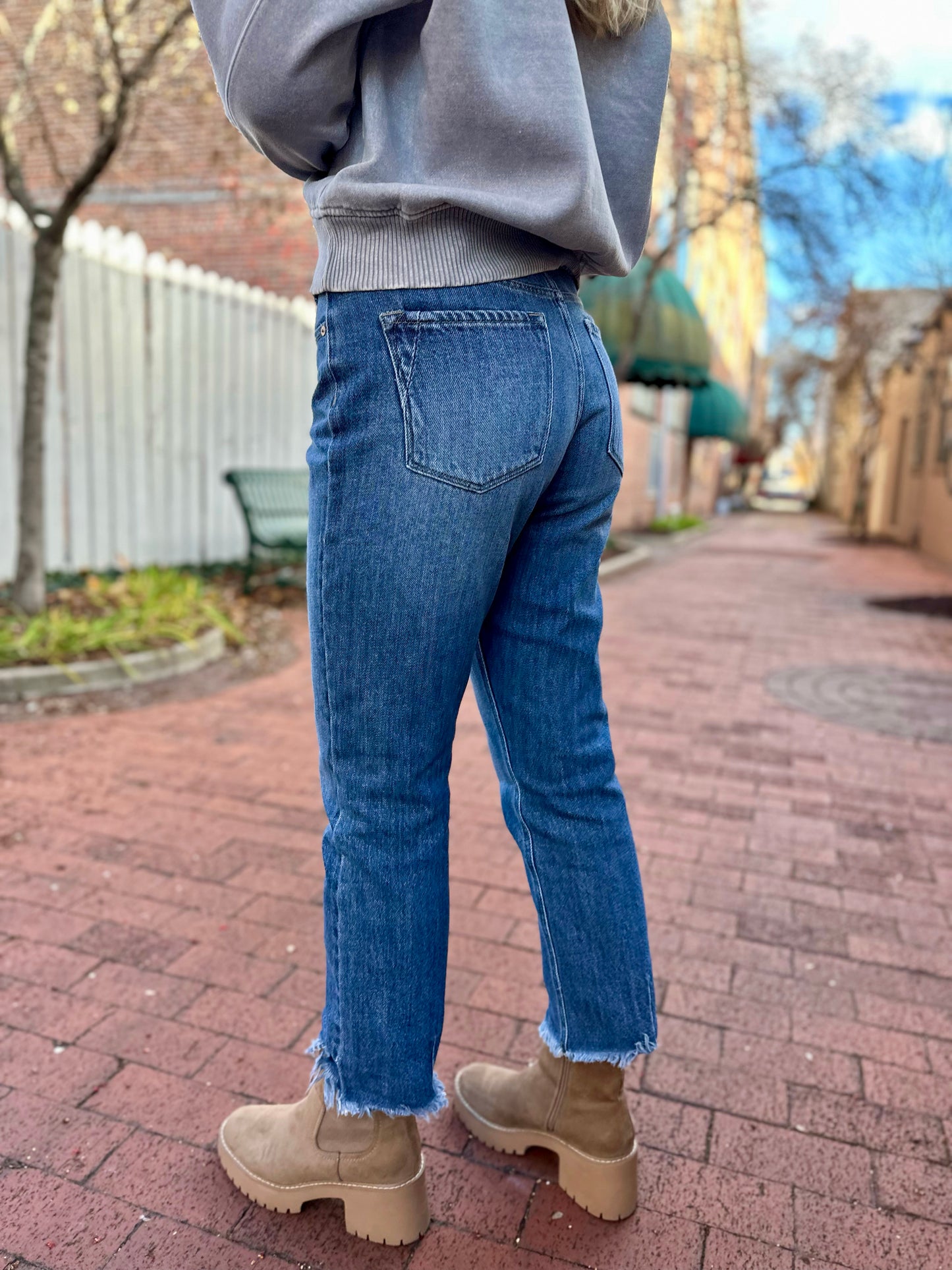 KanCan Teagan High Rise Slim Straight