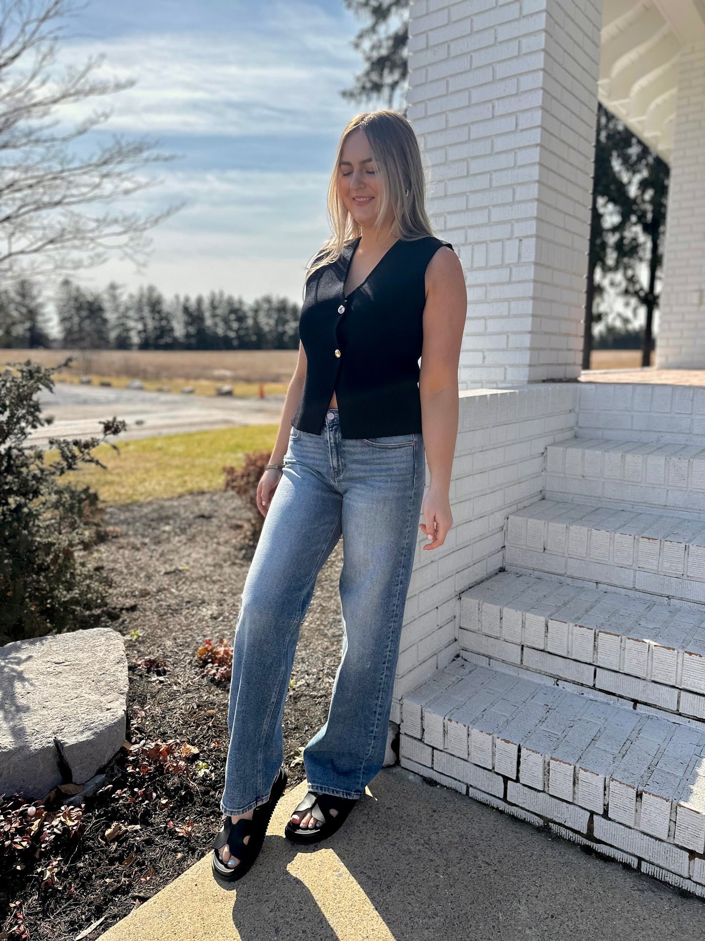 Melmore Risen High Rise Wide Leg Baggy Jeans