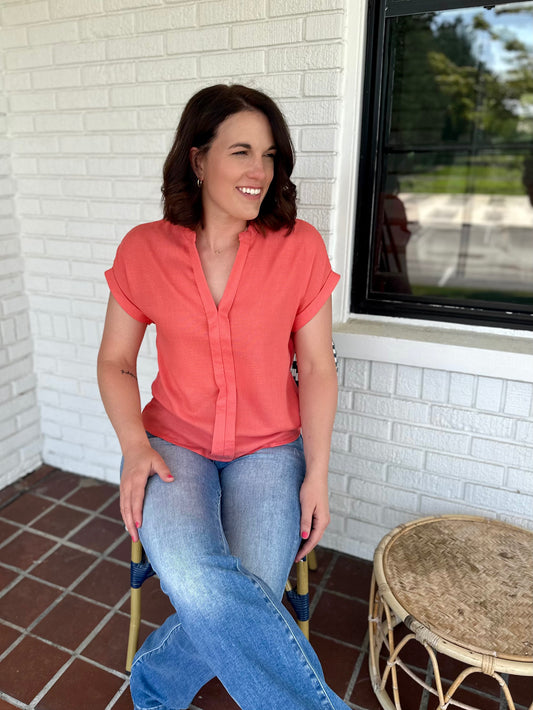 Tompkinsville Notched Collar Top
