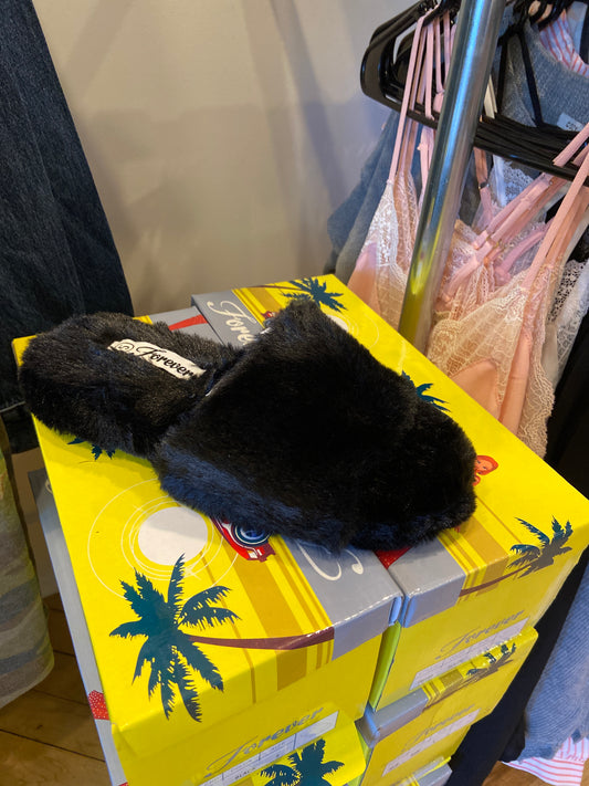 Malone Slippers